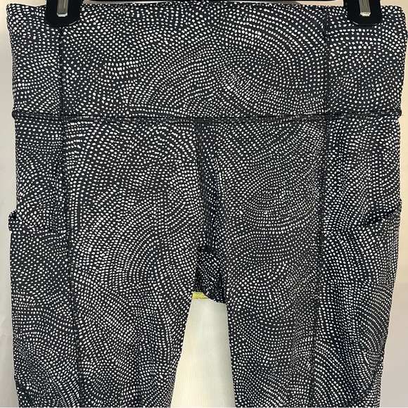Lululemon Fast and Free Crop 19" Nulux Free Spirit Ice Grey Dot Black Size 8 - Picture 3 of 11